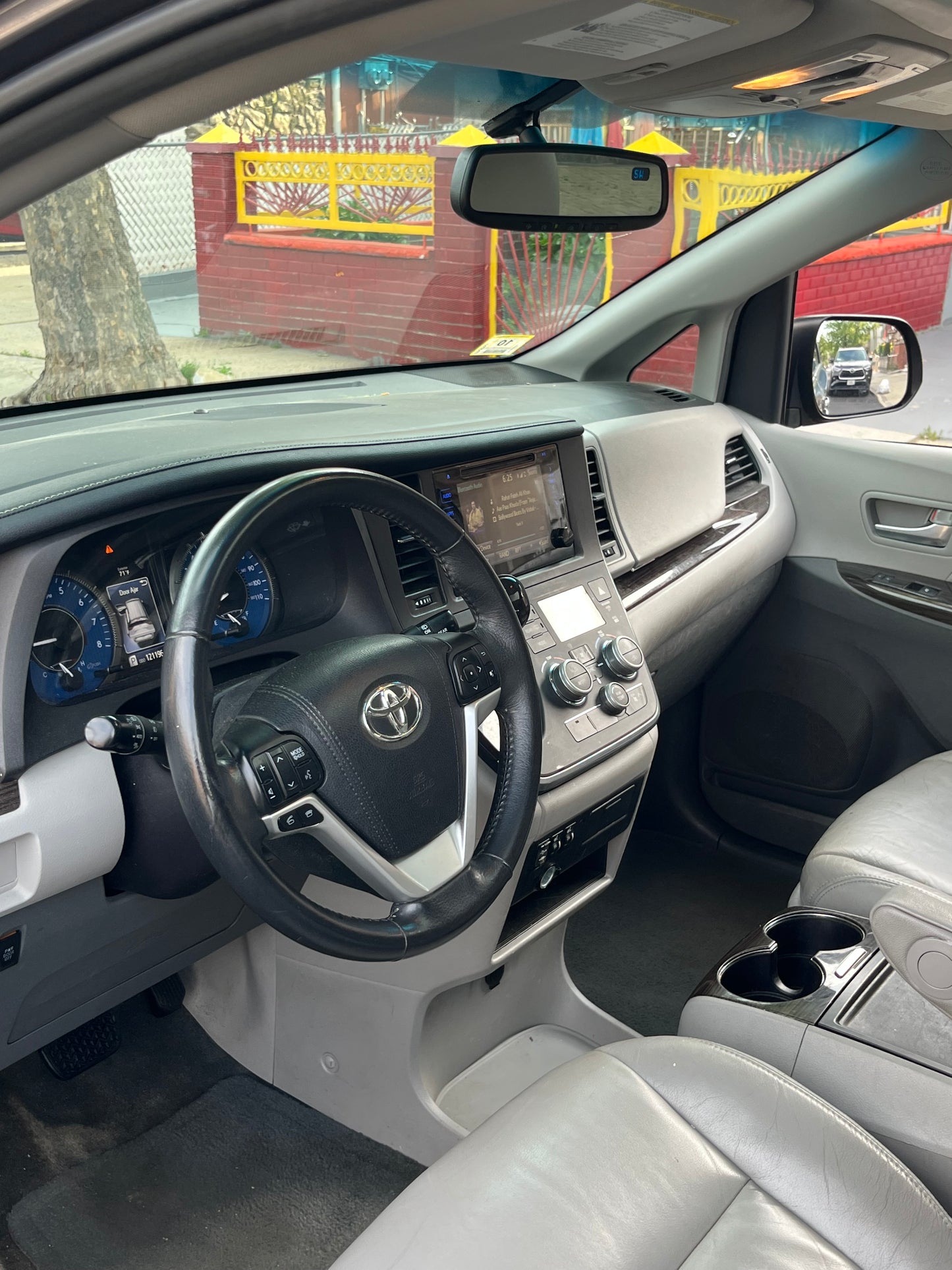 2016 Toyota Sienna Limited Premium 7 Passenger