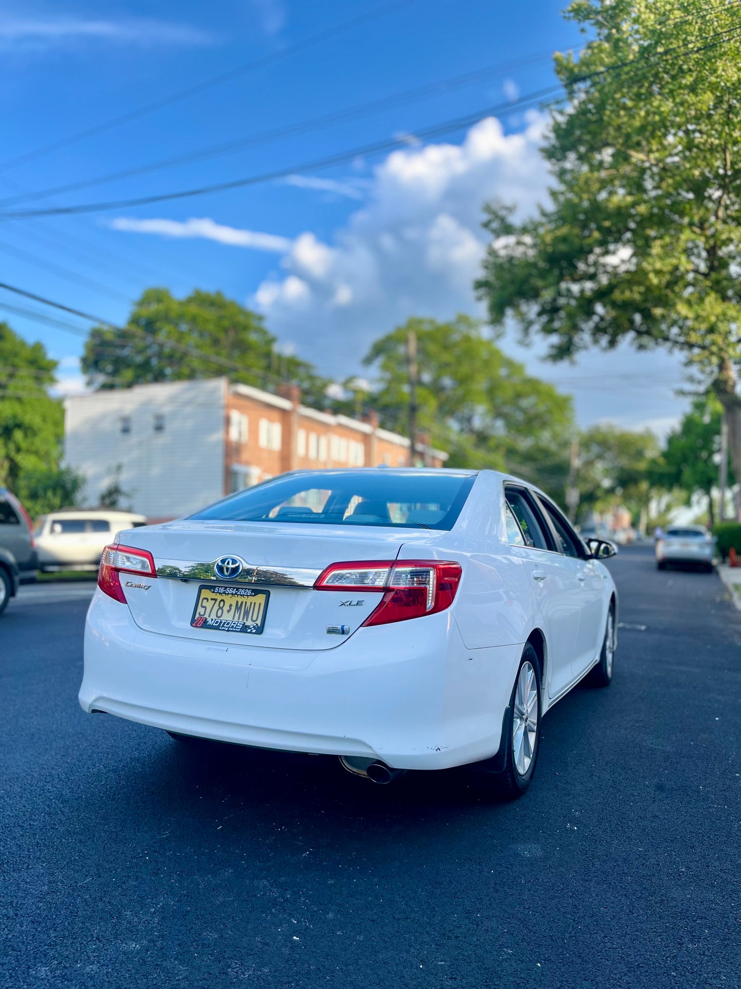 2012 Toyota Camry Hybrid LE 140K Miles